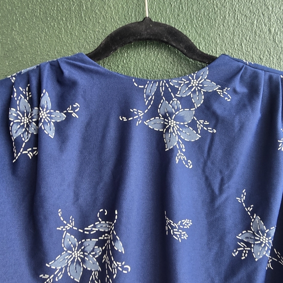 1980's Vintage Blue & White Floral Dress Size Large - Picture 10 of 11